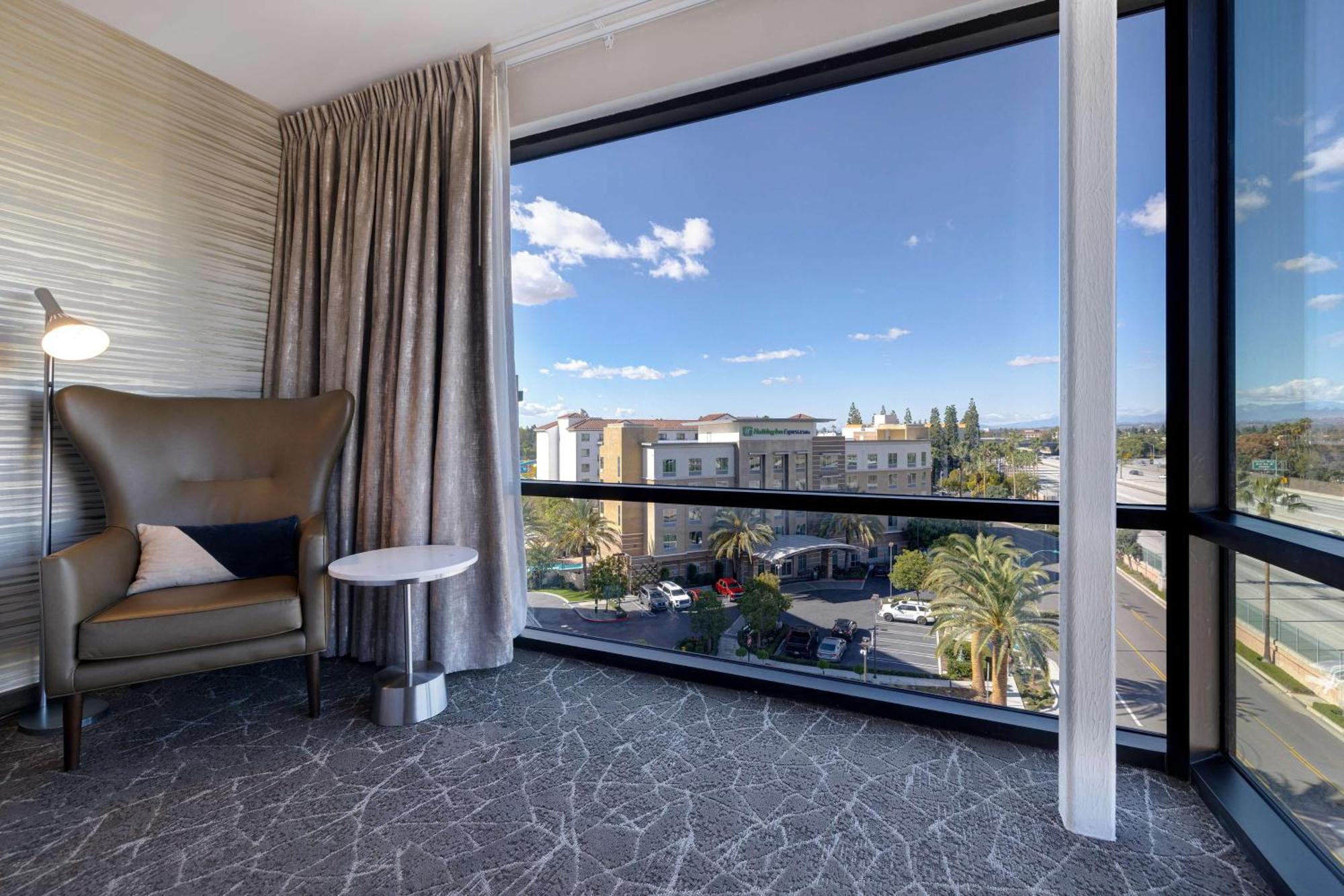 Hilton Garden Inn Anaheim Resort Extérieur photo
