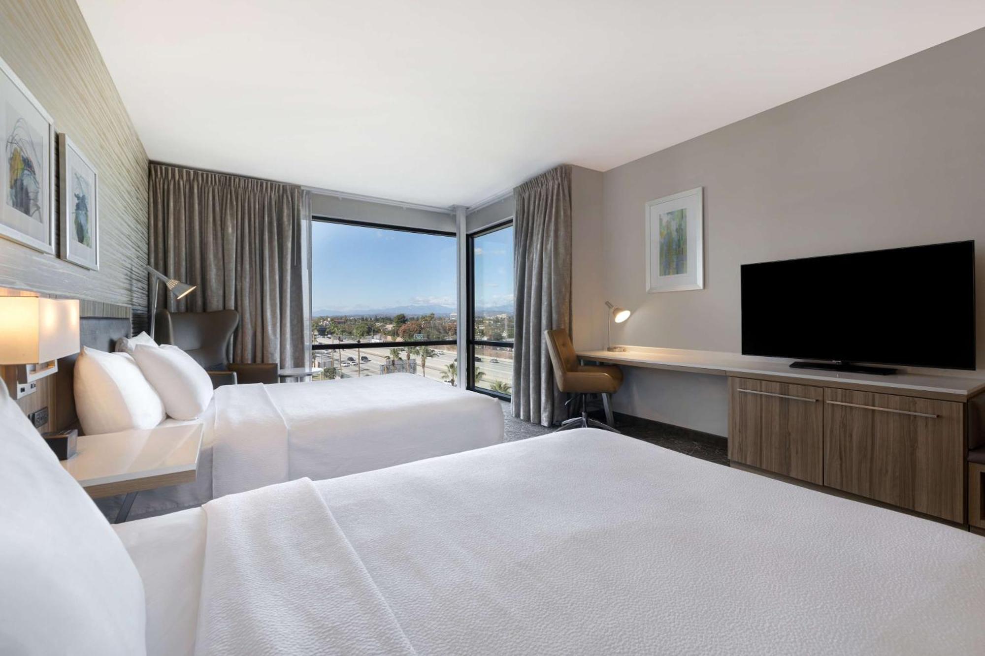Hilton Garden Inn Anaheim Resort Extérieur photo