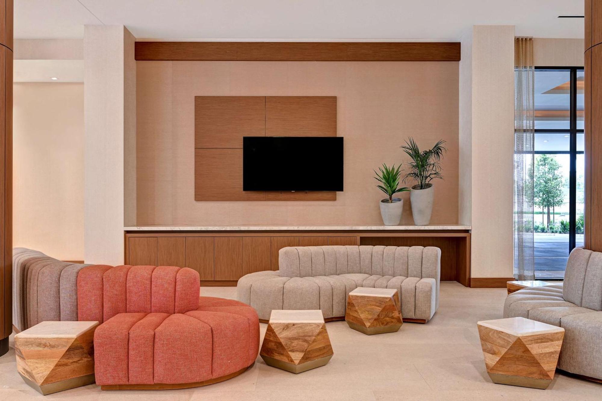 Hilton Garden Inn Anaheim Resort Extérieur photo