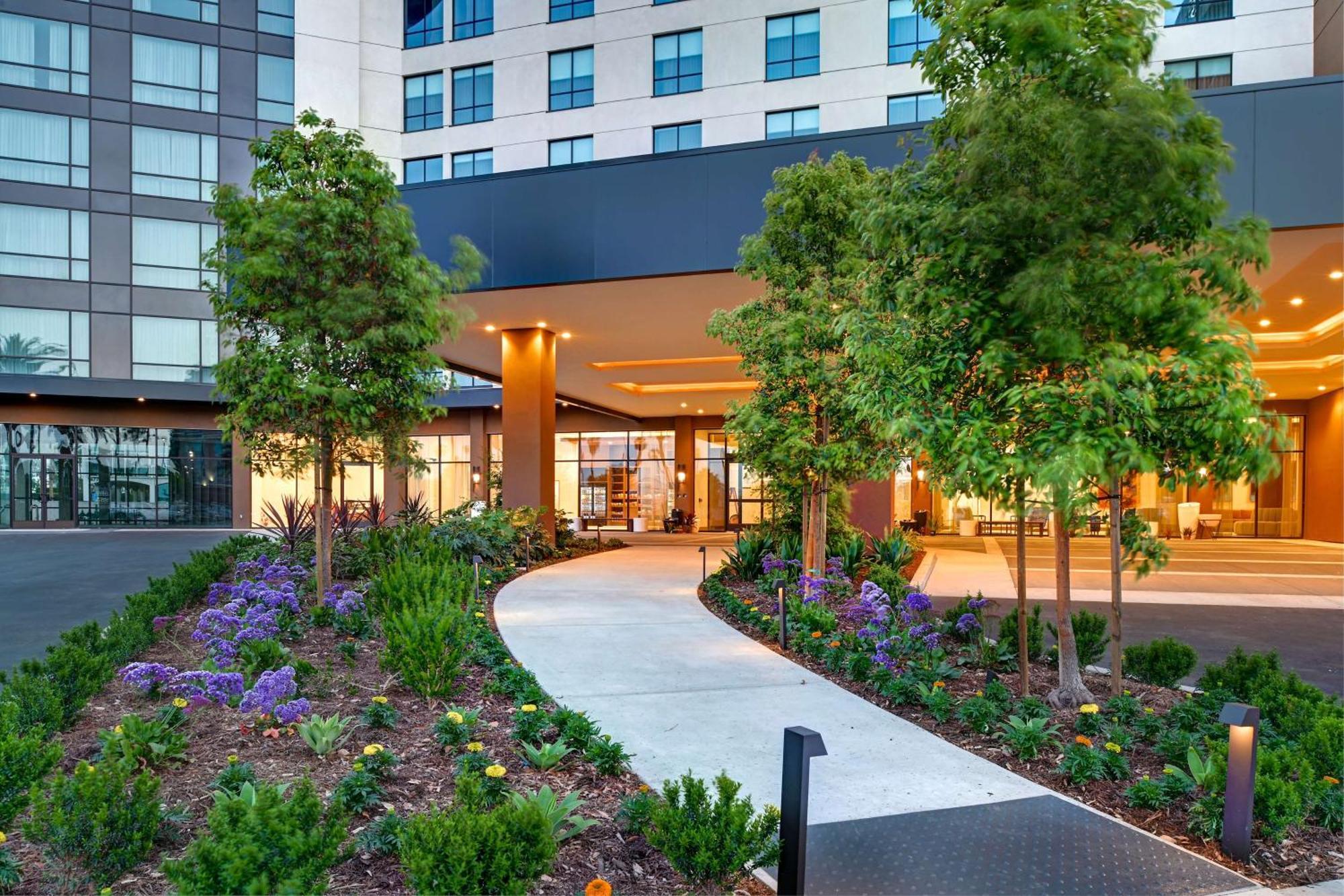 Hilton Garden Inn Anaheim Resort Extérieur photo